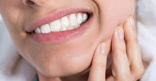 răng sứ bị ê buốt